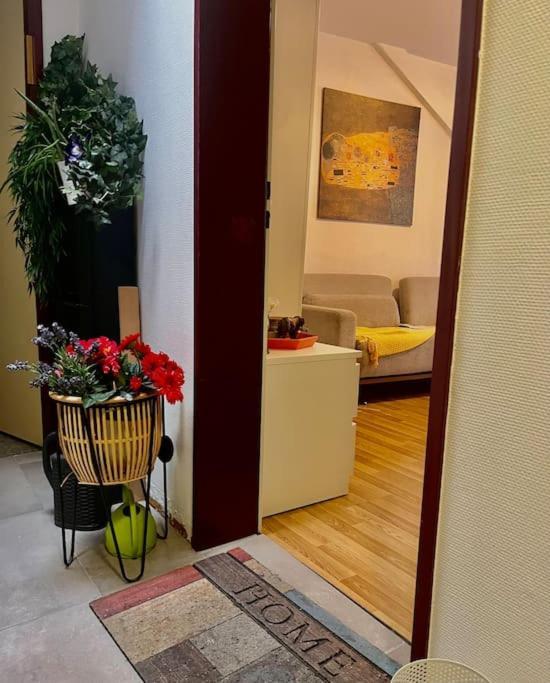 Apartment Near Central Station Цюрих Екстериор снимка